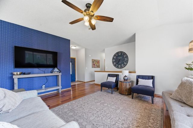 5905 E 49th Ct N, Bel Aire, KS 67220