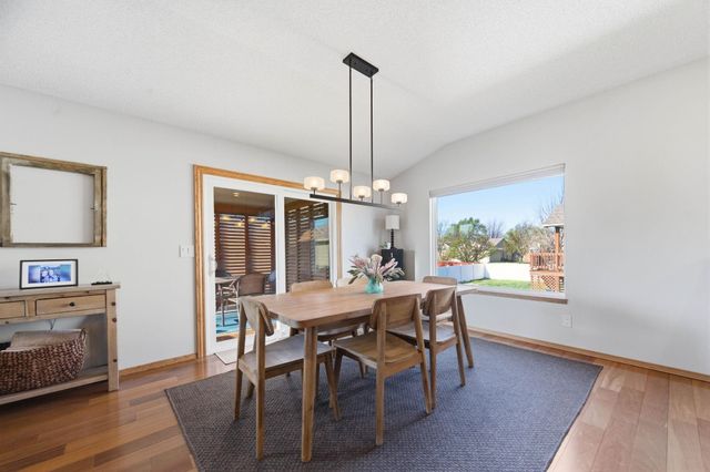 5905 E 49th Ct N, Bel Aire, KS 67220