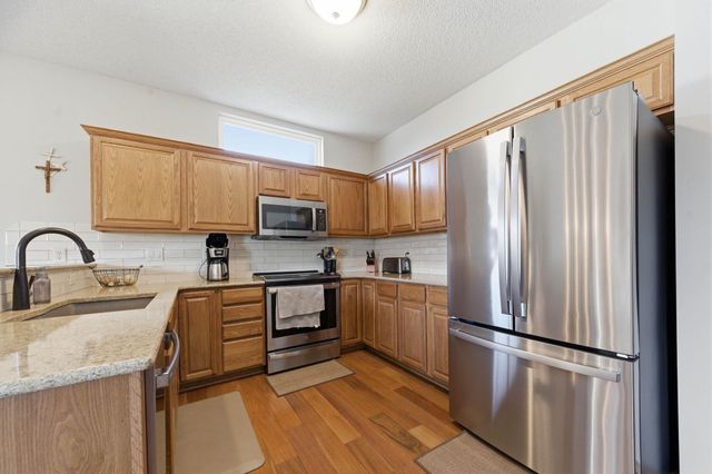 5905 E 49th Ct N, Bel Aire, KS 67220