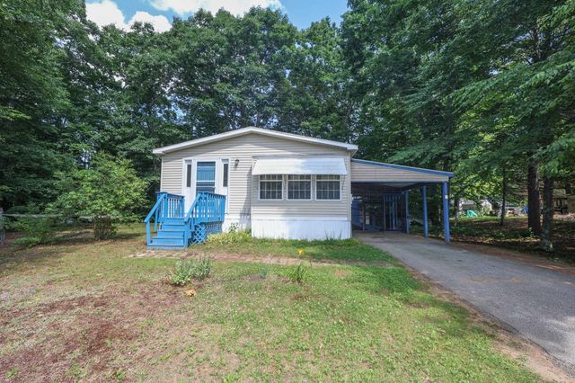 2 Elm Place, Loudon, NH 03307