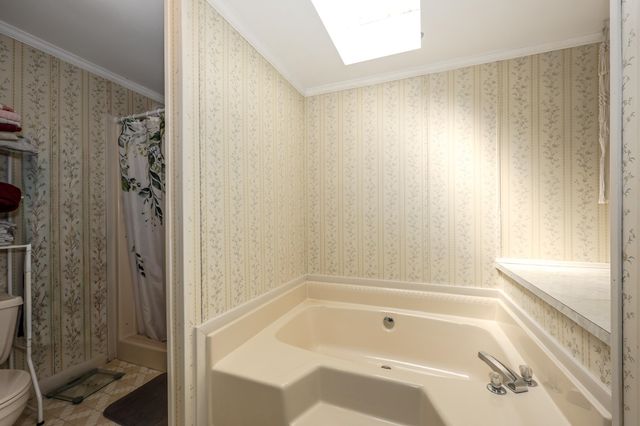 2 Elm Place, Loudon, NH 03307