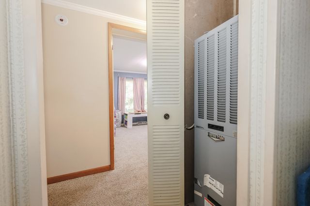 2 Elm Place, Loudon, NH 03307