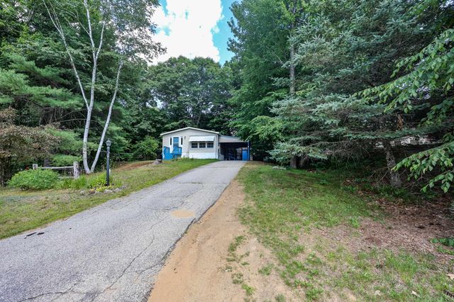 2 Elm Place, Loudon, NH 03307