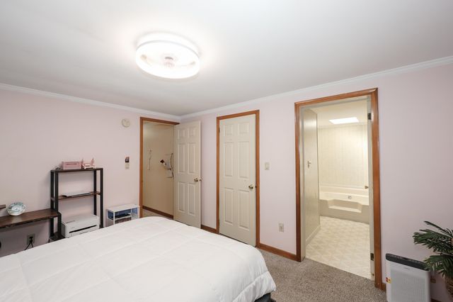 2 Elm Place, Loudon, NH 03307