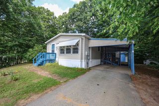 2 Elm Place, Loudon, NH 03307