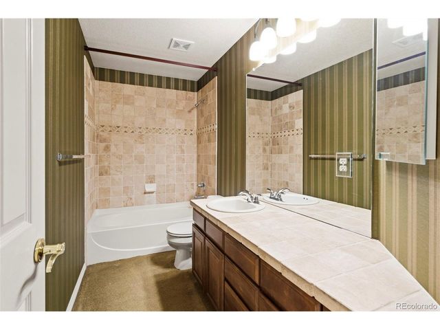 13911 Quail Ridge Dr, Broomfield, CO 80020