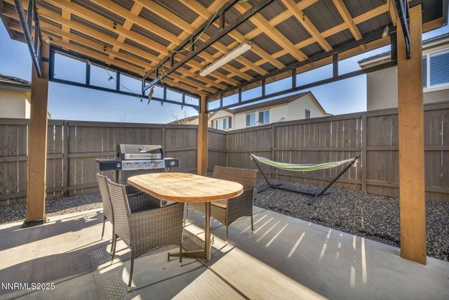 2024 Forest Grove Lane, Sparks, NV 89436