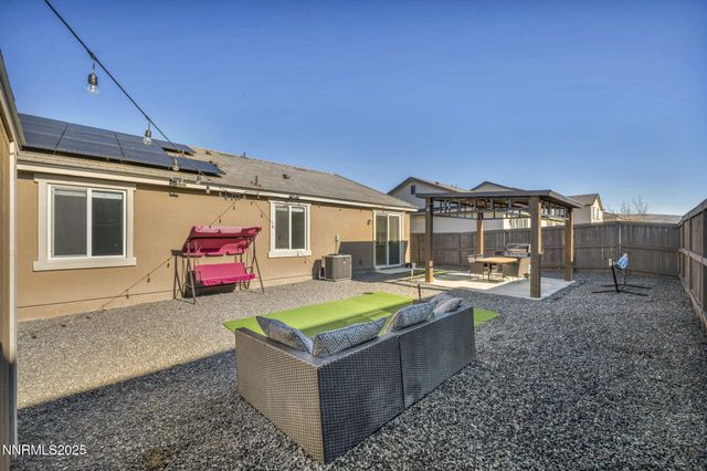 2024 Forest Grove Lane, Sparks, NV 89436