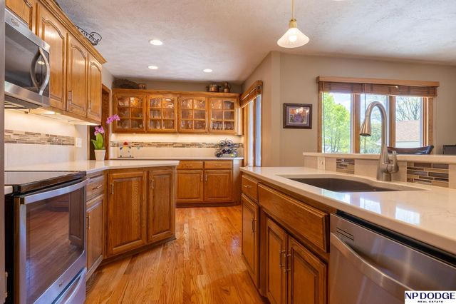 3601 S 75Th Street, Lincoln, NE 68506
