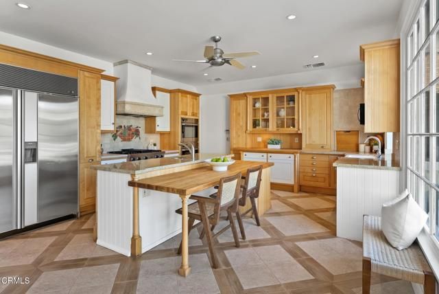 2596 Wallingford Drive, Beverly Hills, CA 90210