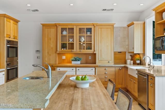 2596 Wallingford Drive, Beverly Hills, CA 90210