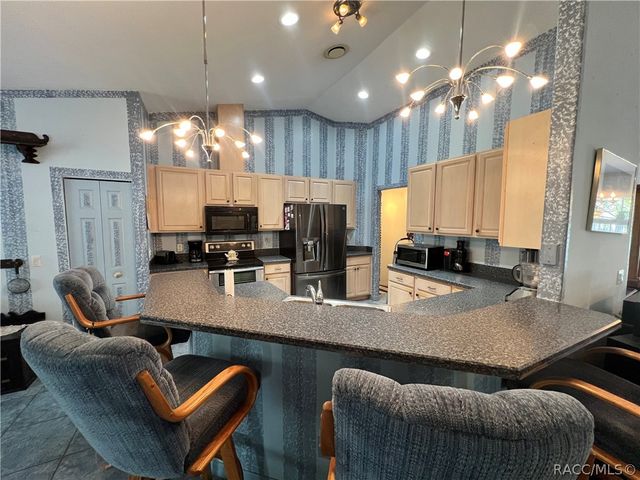 1995 E Newhaven Street, Inverness, FL 34453