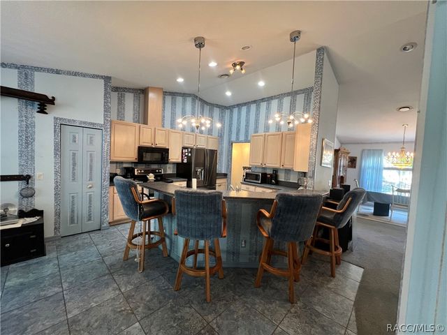 1995 E Newhaven Street, Inverness, FL 34453