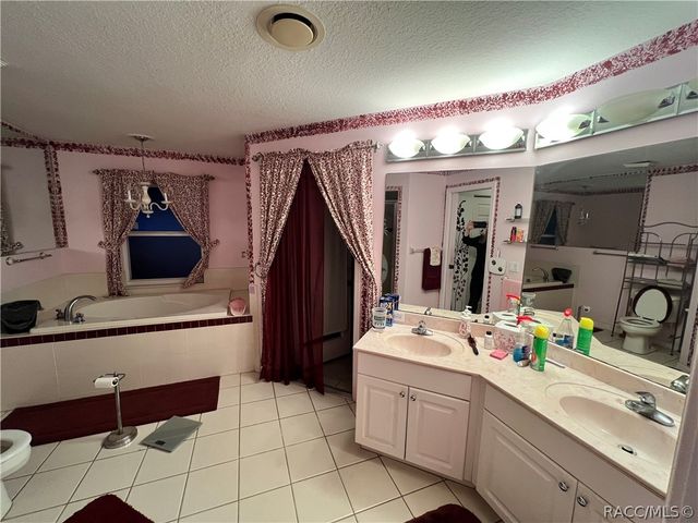 1995 E Newhaven Street, Inverness, FL 34453