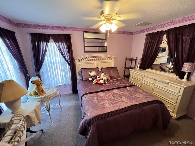 1995 E Newhaven Street, Inverness, FL 34453