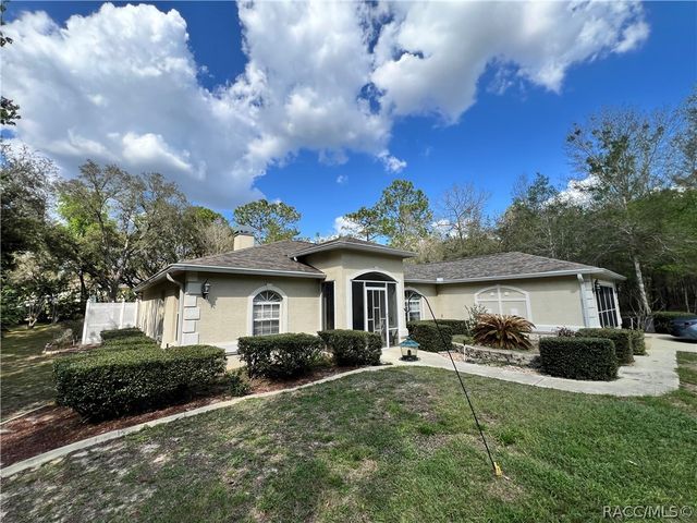 1995 E Newhaven Street, Inverness, FL 34453