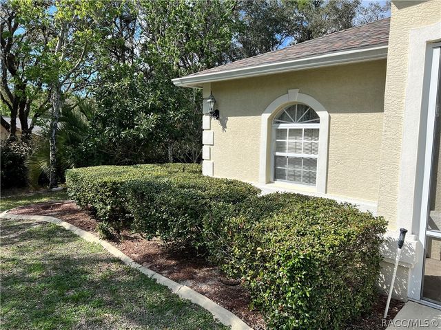 1995 E Newhaven Street, Inverness, FL 34453