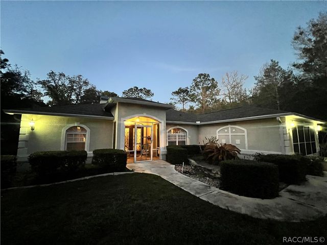 1995 E Newhaven Street, Inverness, FL 34453