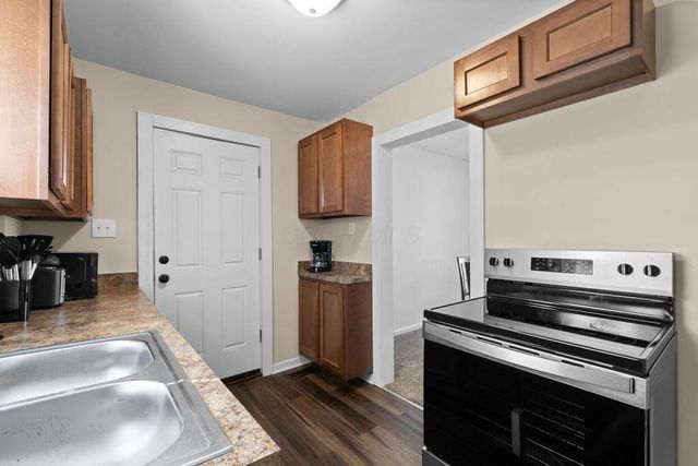 927 Camden Avenue, Columbus, OH 43201