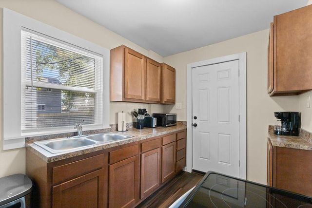 927 Camden Avenue, Columbus, OH 43201
