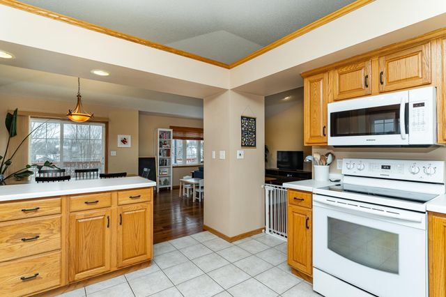 4408 6th Street NW, Rochester, MN 55901