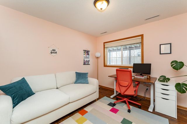 4408 6th Street NW, Rochester, MN 55901