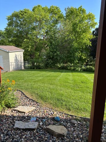 4408 6th Street NW, Rochester, MN 55901