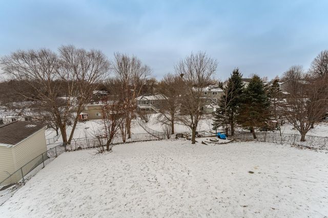 4408 6th Street NW, Rochester, MN 55901