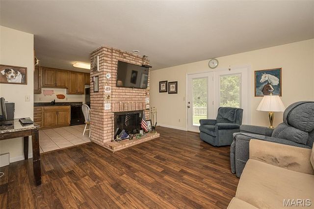 505 Hillbrook Drive, Ballwin, MO 63011