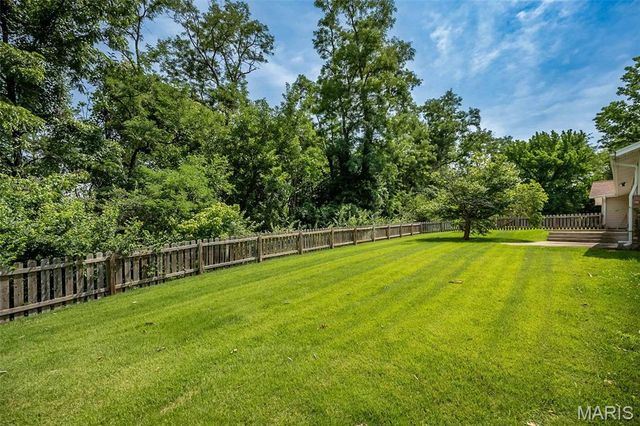 505 Hillbrook Drive, Ballwin, MO 63011