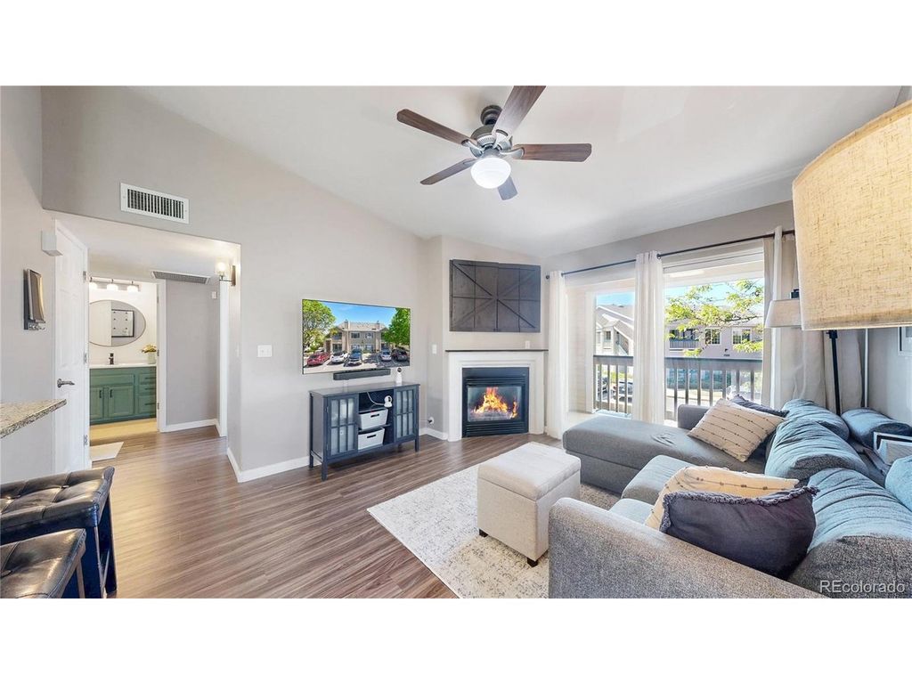 1158 Opal St 204, Broomfield, CO 80020