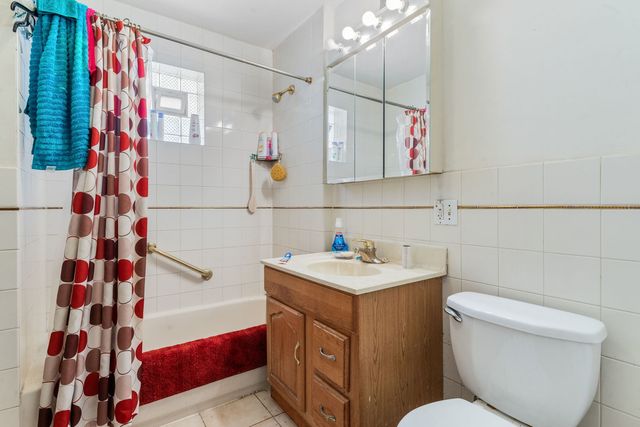 8051 S Throop Street, Chicago, IL 60620