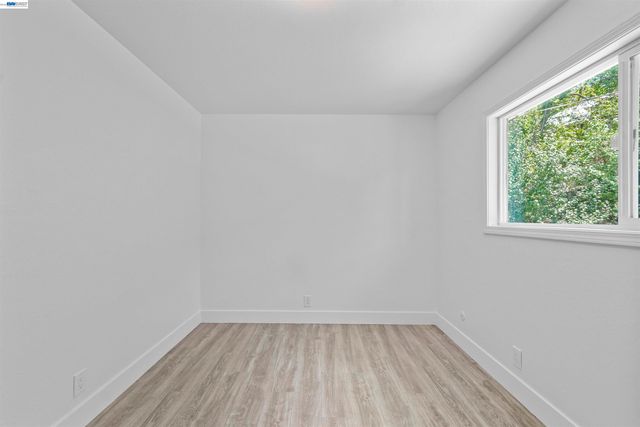406 Mini Dr, Vallejo, CA 94589