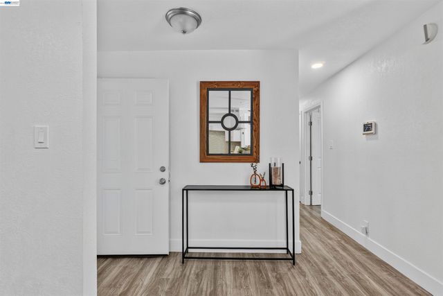 406 Mini Dr, Vallejo, CA 94589