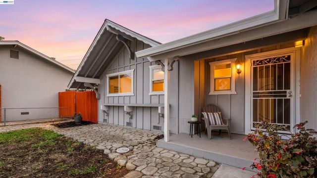 406 Mini Dr, Vallejo, CA 94589