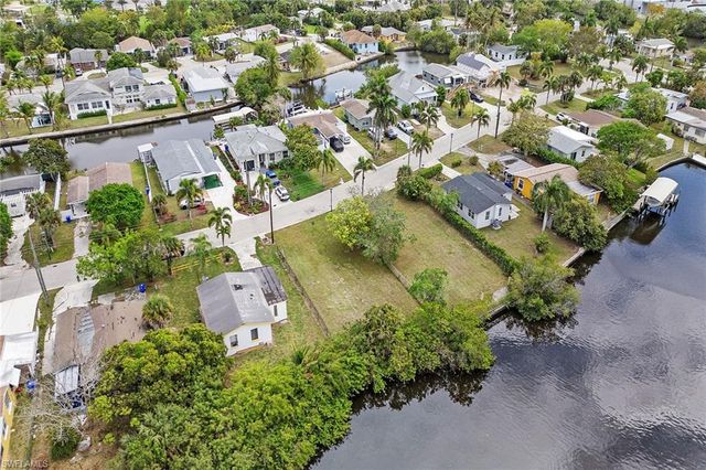 531 13th ST N, Naples, FL 34102