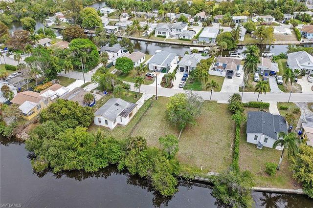 531 13th ST N, Naples, FL 34102