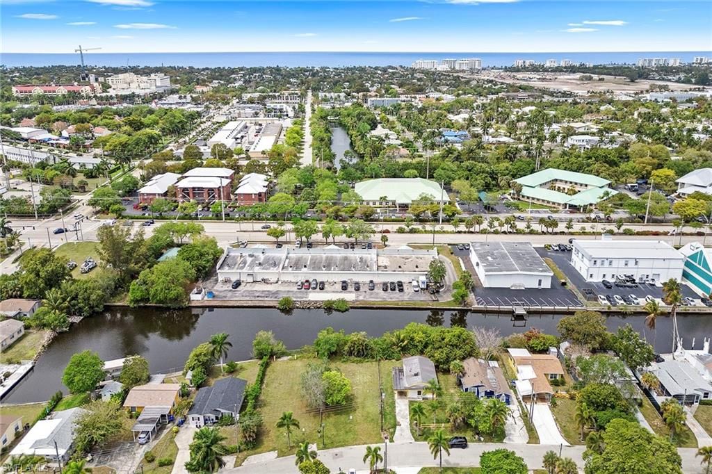 531 13th ST N, NAPLES, FL 34102 — photo 4