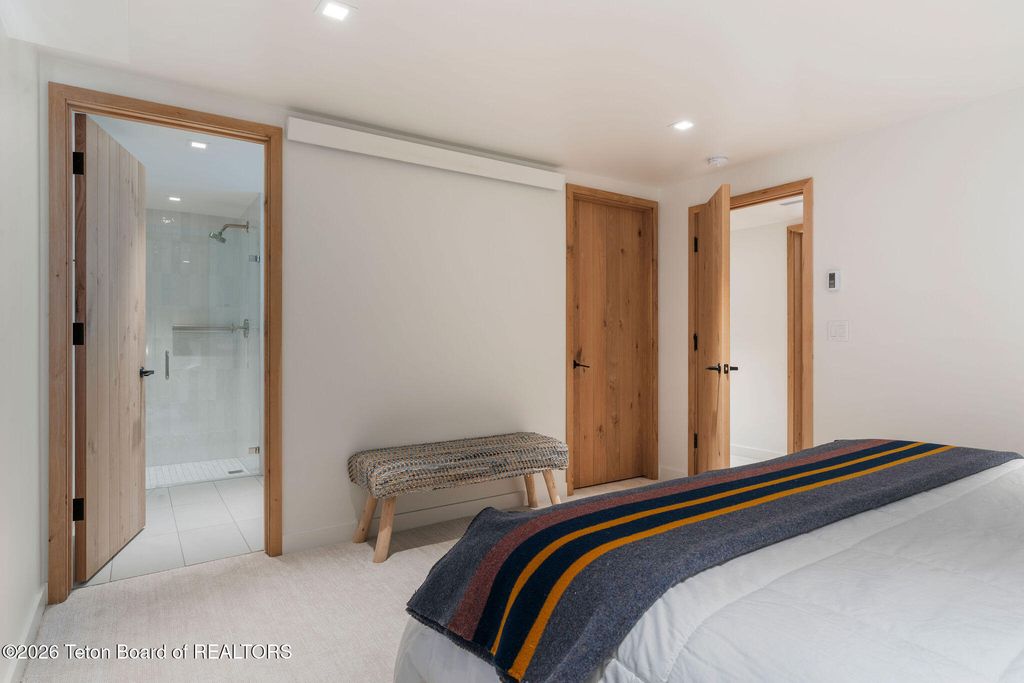 350 YELLOW ROSE Drive, Alta, WY 83414 photo 32