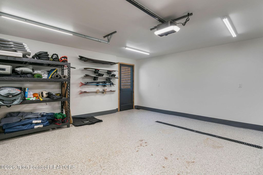 350 YELLOW ROSE Drive, Alta, WY 83414 photo 40