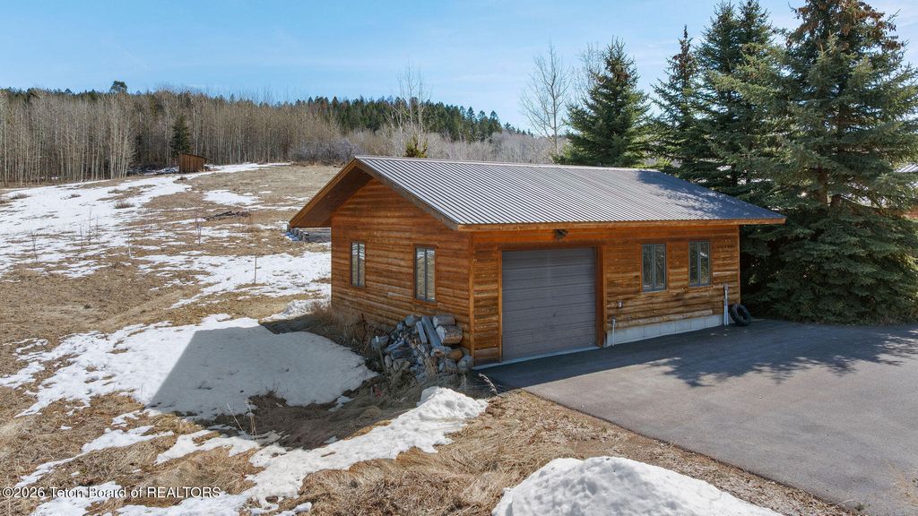 350 YELLOW ROSE Drive, Alta, WY 83414 photo 42