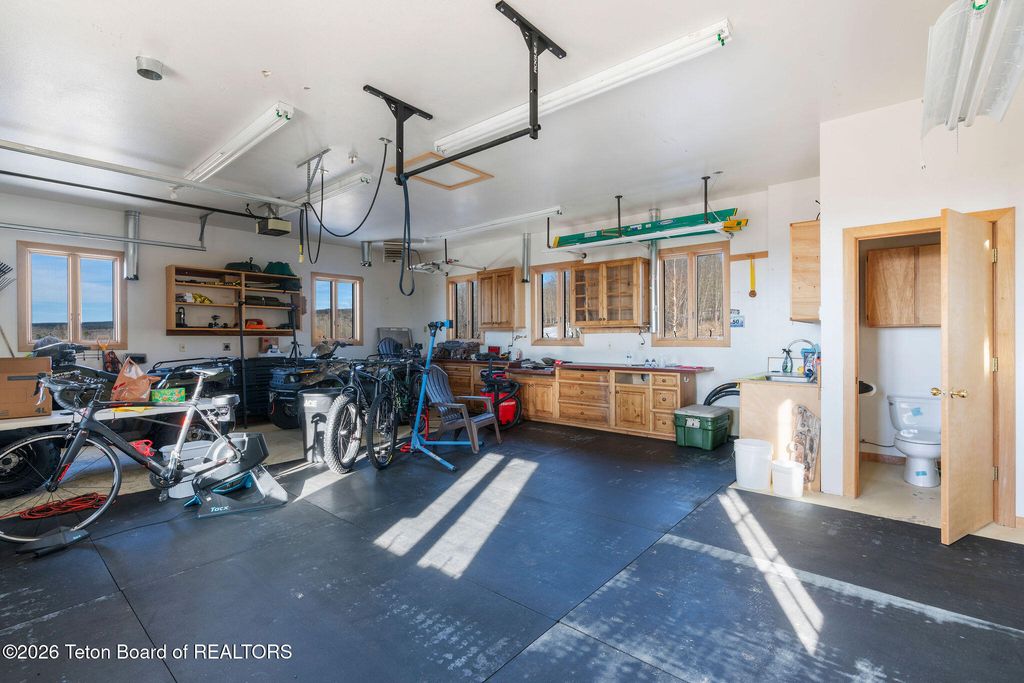 350 YELLOW ROSE Drive, Alta, WY 83414 photo 44