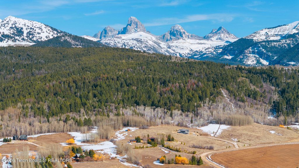 350 YELLOW ROSE Drive, Alta, WY 83414 photo 58