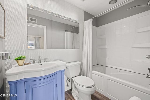 1970 Shady Brook Drive, Thousand Oaks, CA 91362
