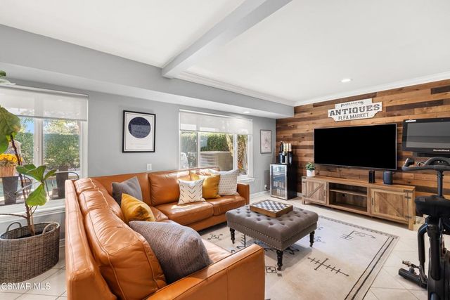 1970 Shady Brook Drive, Thousand Oaks, CA 91362