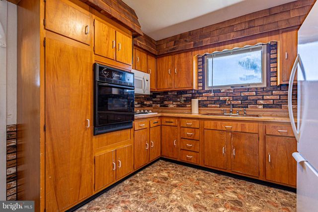 214 ALBERT AVE, Frostburg, MD 21532