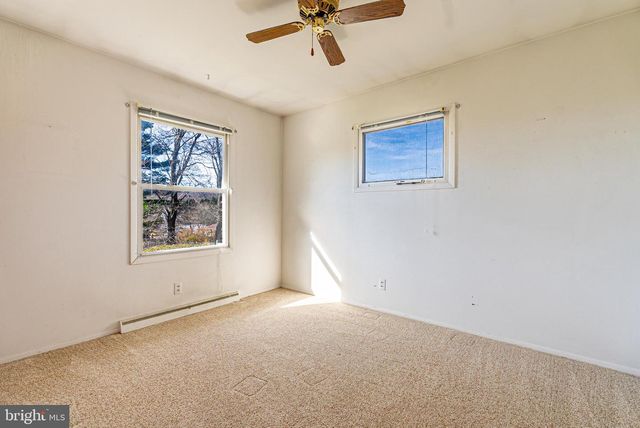 214 ALBERT AVE, Frostburg, MD 21532