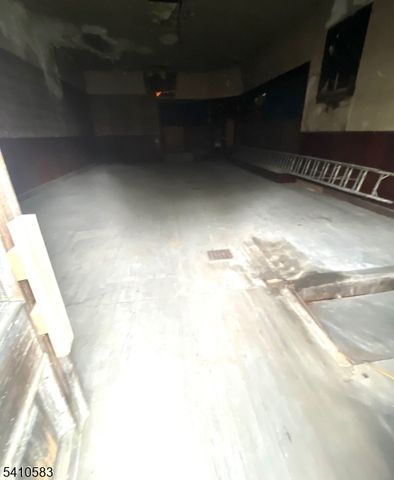 64 Filmore St, Phillipsburg Town, NJ 08865