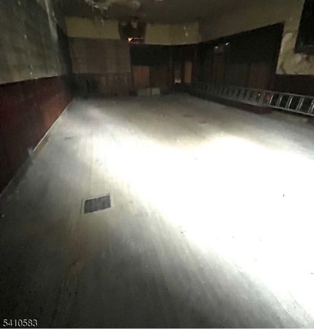 64 Filmore St, Phillipsburg Town, NJ 08865