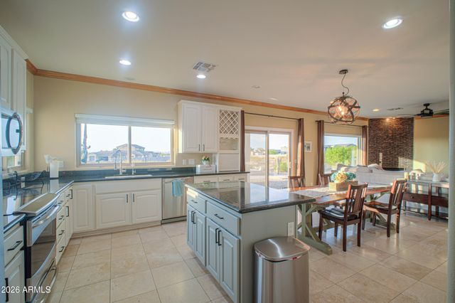 2044 W OLNEY Avenue, Phoenix, AZ 85041